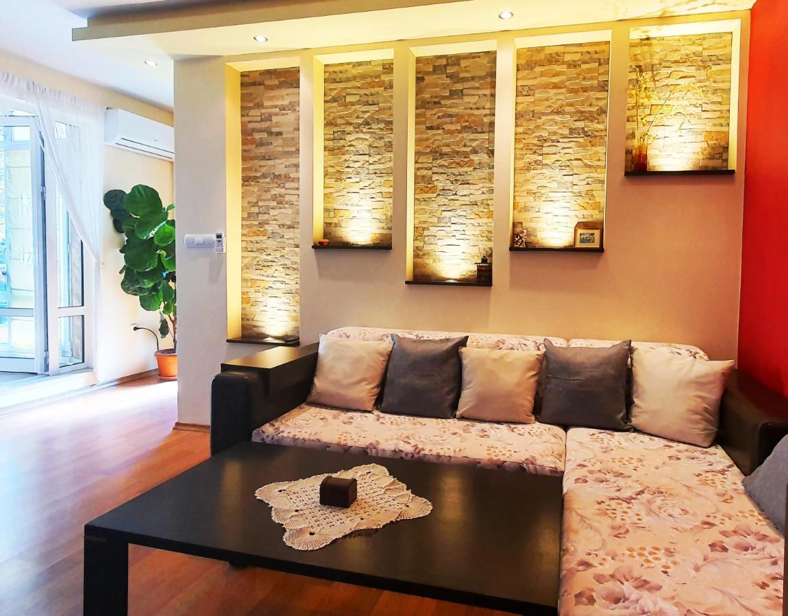 Apartment Nicole Plovdiv Bagian luar foto